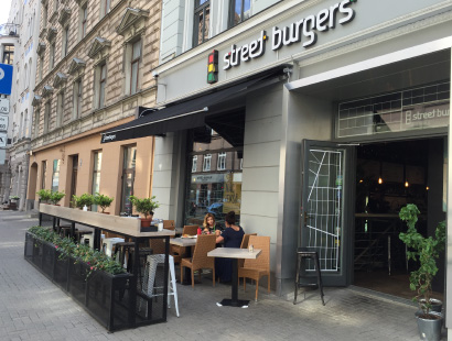 Street Burgers Rīgā Blaumaņa ielā